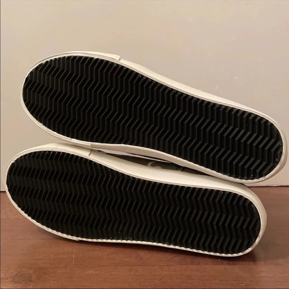 NEW STEVE MADDEN TRACEY STAR HIGH TOP SNEAKER - Picture 5 of 8